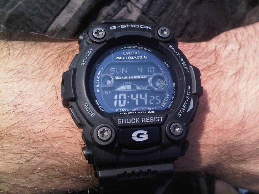 Casio GW7900 Wrist 2.jpg