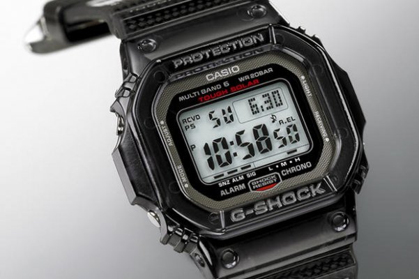 casio-gshock-gw-s5600-carbon-fiber-1.jpg