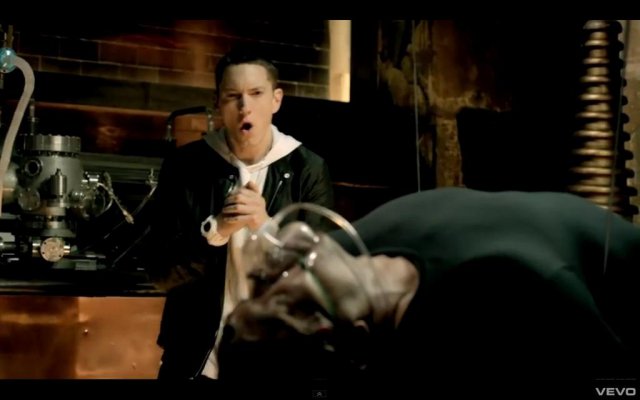 eminem3.jpg eminem3.jpg
