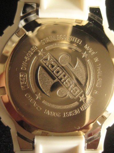gshock-25th-RisingWhite-DW-5025B-7JF-102.jpg gshock-25th-RisingWhite-DW-5025B-7JF-102.jpg