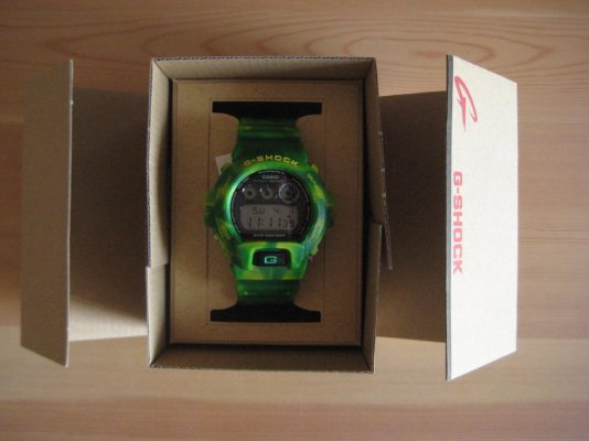 gshock-DW-6900MC-3JF-112.jpg