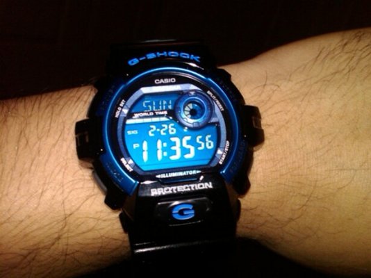 black blue gshock.jpg