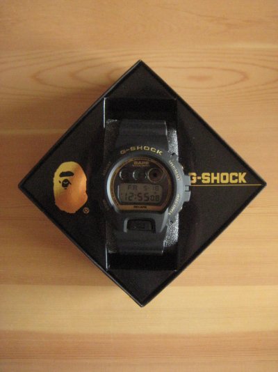 gshock-bape-dw6900-gold-2008-102.jpg