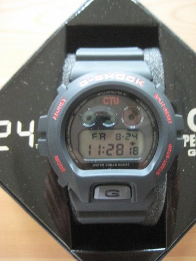 gshock-24-dw6900-101.jpg