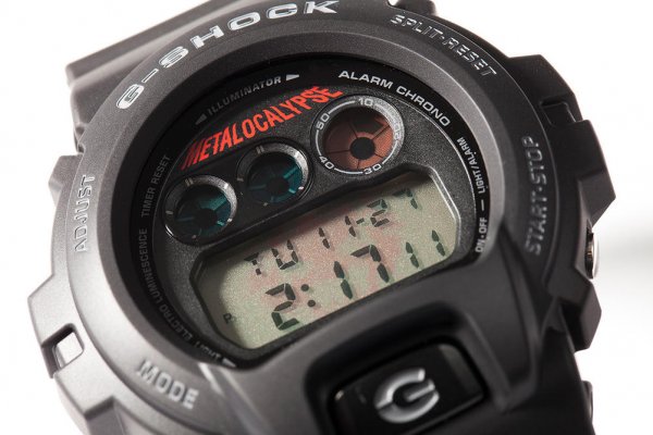 adult-swim-metalocalypse-x-casio-g-shock-dw-6900-2.jpg