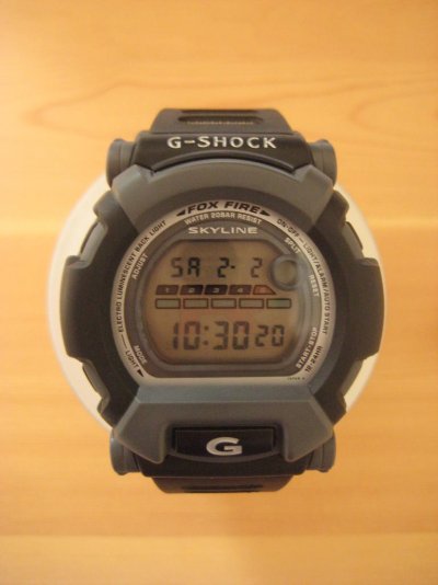 gshock-nissan-gtr-dw002-101.jpg