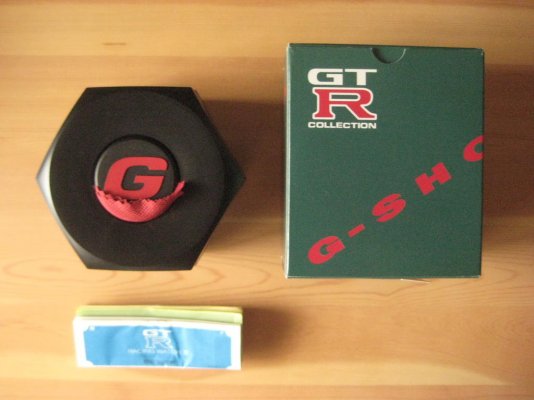 gshock-nissan-skyline-gtr-dw8500-112.jpg