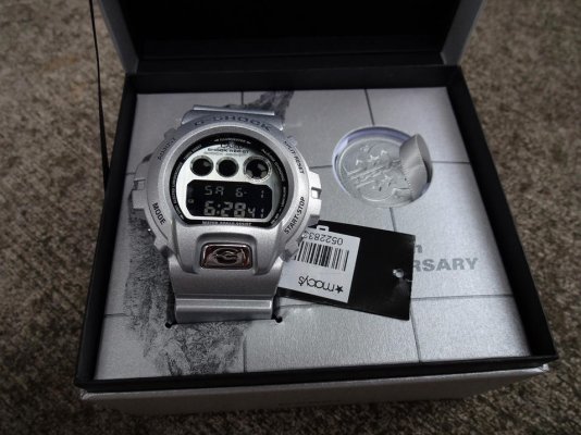 6930 in box.jpg 6930 in box.jpg