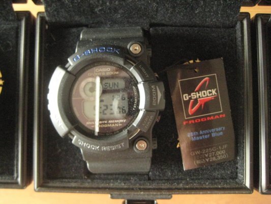 gshock-frogman-GW-225A-1JF-GW-225C-1JF-GW-225E-7JF-104.jpg