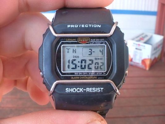 DW-5400C-1-watches-1267735319.jpg