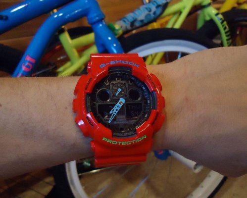 red g shock 008.jpg