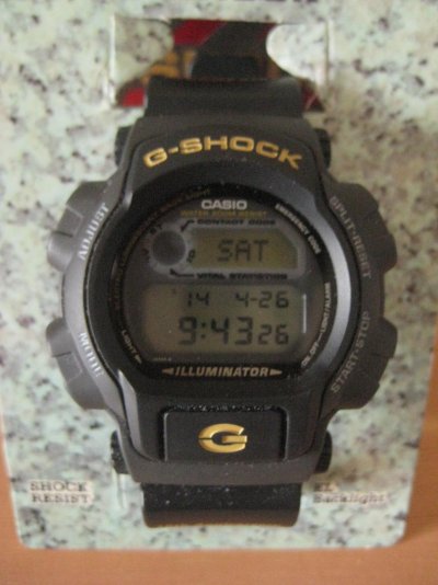 gshock-15th-DW-8500BIN-1V-101.jpg