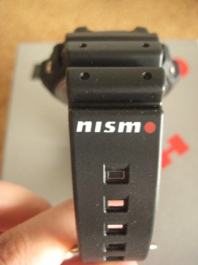 gshock-nissan-nismo-dw6600-113.jpg