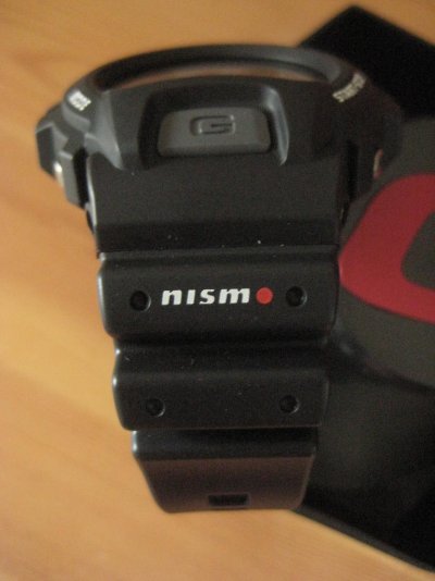 gshock-nissan-nismo-dw6900-142.jpg