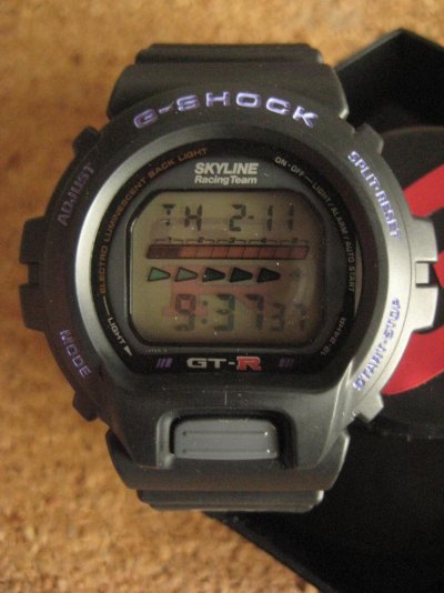 gshock-Nissan-Skyline-GT-R-DW-6600-purple-171.jpg