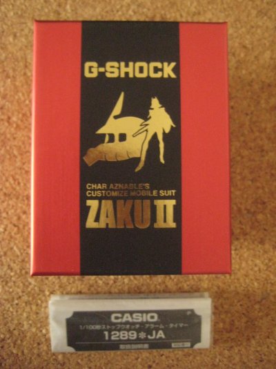 gshock-Gundam-Zaku-DW-6900-115.jpg