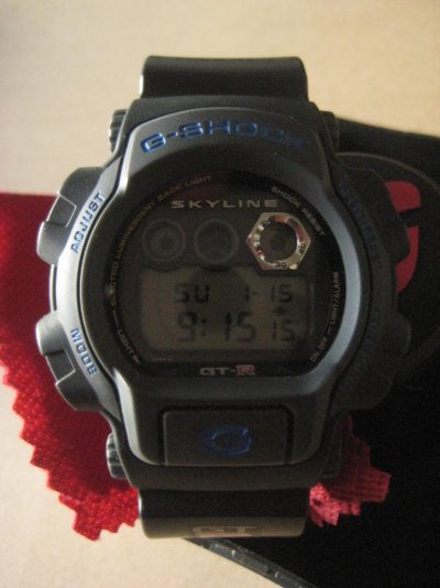 gshock-Nissan-SkylineGT-R-DW-8400-151.jpg